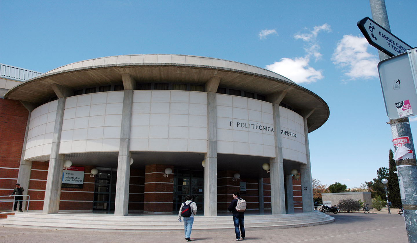 Grado en Ingeniería Informática de la UCLM